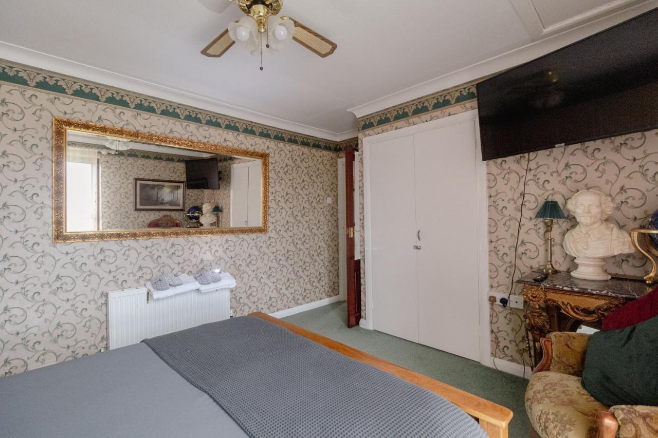 Willa Palm Bay'S Luxury Bungalow - Self Check In & Parking Margate Zewnętrze zdjęcie